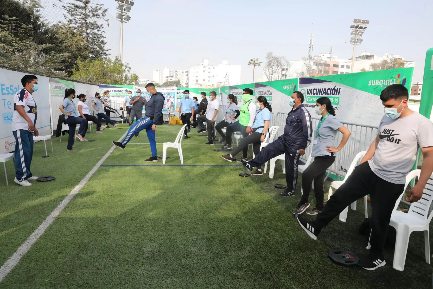 El Ministerio de Salud realiza en el distrito de Surquillo una campaña de salud preventiva en la que se realizará descarte de obesidad, diabetes e hipertensión arterial.
Foto: ANDINA/Andrés Valle