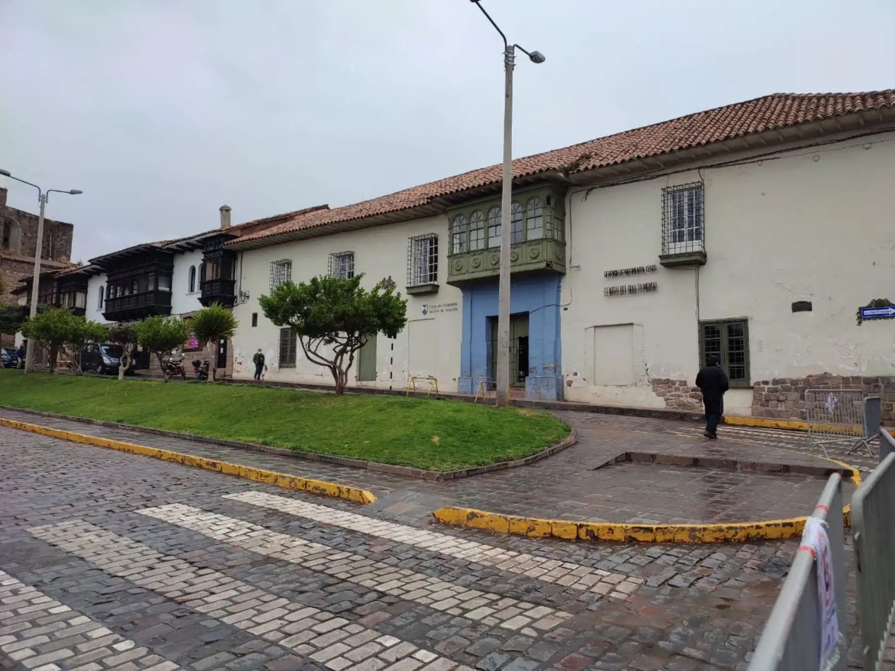 La fachada de la casa de la escritora cusqueña Clorinda Matto de Turner será pintada por el equipo de producción de la película "Transformers: el despertar de las bestias". Foto: ANDINA/difusión.