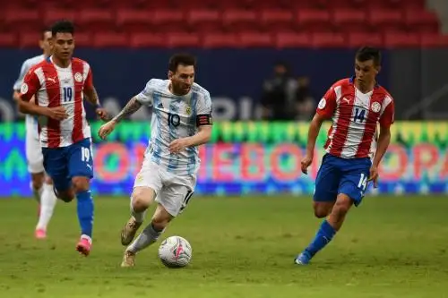 Lionel Messi lidera a Argentina en su periplo por Asunción