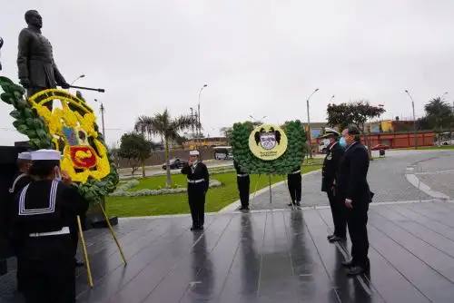Homenaje a Miguel Grau en la Plaza de la Bandera, en Pueblo Libre. Foto: ANDINA/difusión.