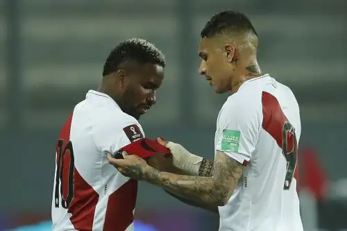 “Me siento muy feliz que Jefferson esté con nosotros, todos los chicos lo respetan y es un aporte importante”, mencionó el capitán. Foto: AFP