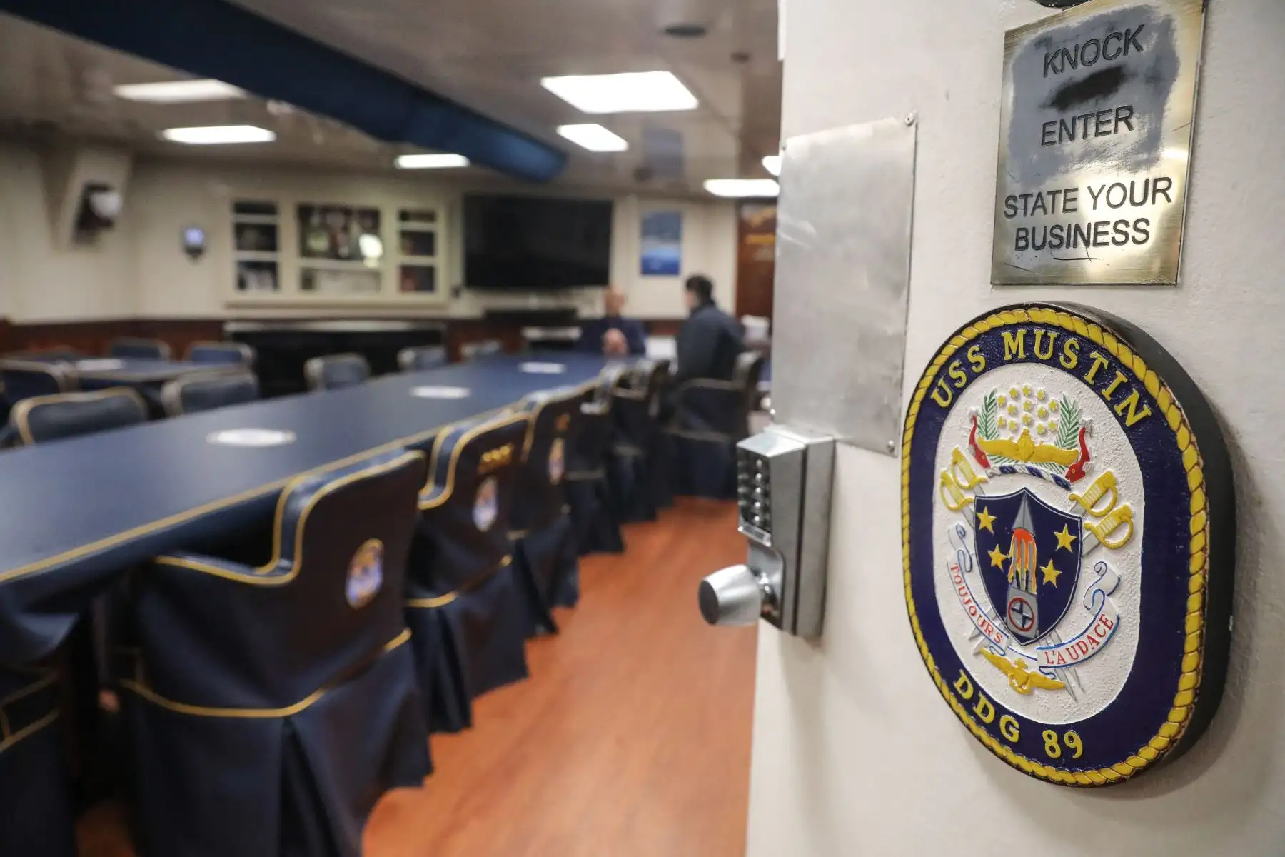 Visita al buque UUS Mustin, nave de la marina de los Estados Unidos que participa en 
ejercicio multinacional UNITAS LXII-2021, que se lleva a cabo este año en el Perú. 
Foto: ANDINA/Andrés Valle