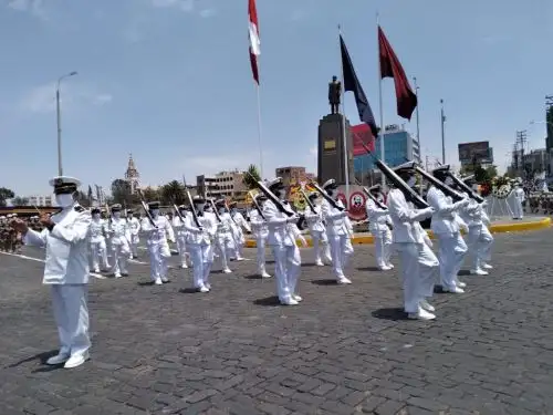 Autoridades  de Arequipa rinden homenaje al héroe peruano Miguel Grau Seminario. ANDINA/Difusión