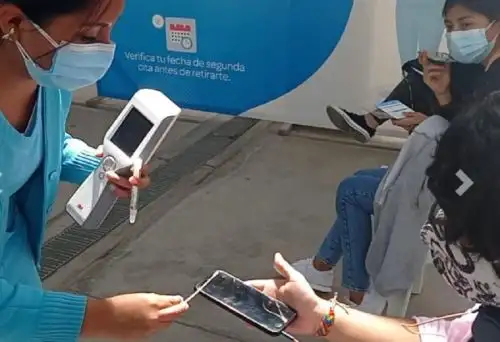 La Red Prestacional Lambayeque de EsSalud adquirió un luminómetro para la detección rápida de bacterias y virus en manos y objetos que serán utilizados en vacunatorios y campañas médicas preventivas.