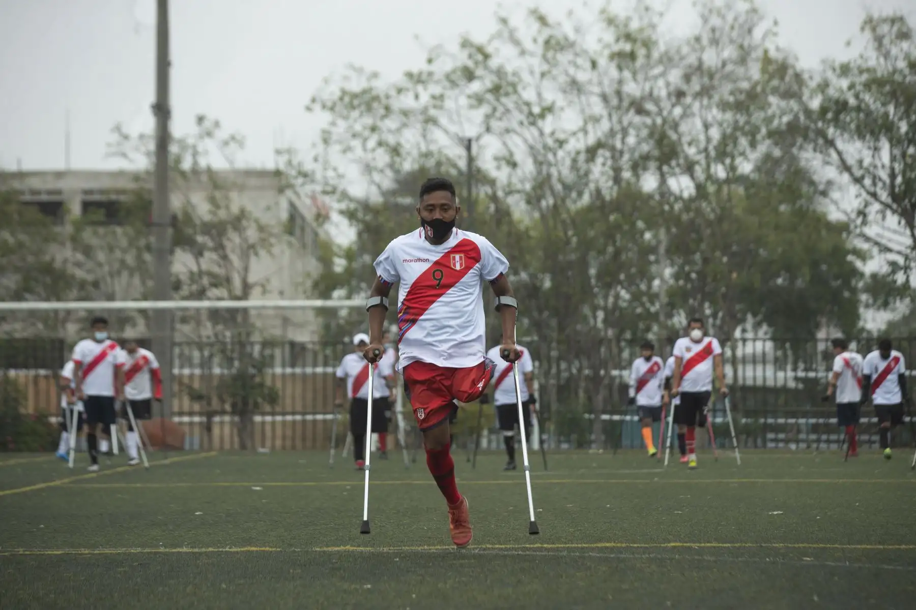 A través de Asociación Nacional de Fútbol de Amputados del Perú (ANFAP), deportistas vienen entrenando con la ilusión de representar al Perú el próximo año en el mundial de Turquía. Foto: ANDINA/Carla Patiño A través de Asociación Nacional de Fútbol de Amputados del Perú (ANFAP), deportistas vienen entrenando con la ilusión de representar al Perú el próximo año en el mundial de Turquía. Foto: ANDINA/Carla Patiño