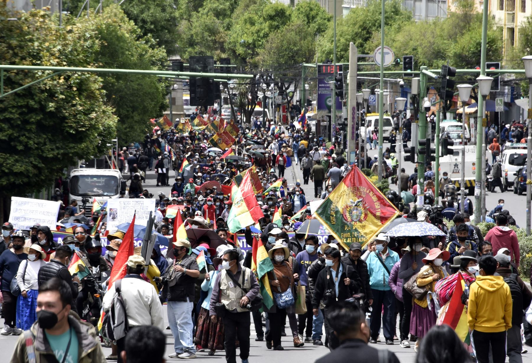 En Cochabamba la policía también disparó gases antidisturbios, y detuvo al menos a dos personas. Foto: AFP