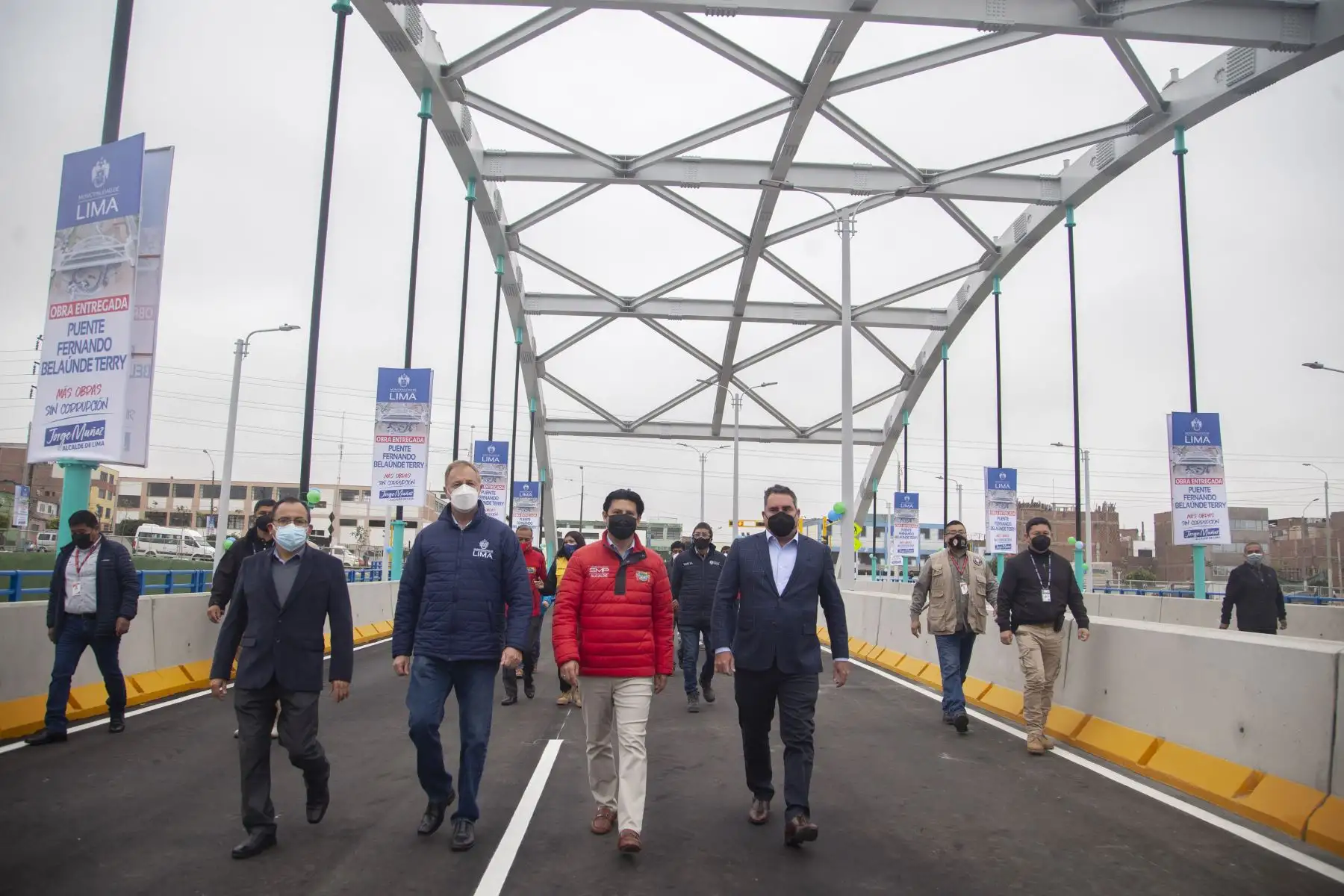 Esta infraestructura, que beneficiará a más de 100 mil ciudadanos y lleva el nombre del expresidente Fernando Belaunde Terry, cuenta con 16 pilotes de cimentación de 27 m de profundidad. Foto: ANDINA/ Municipalidad de Lima