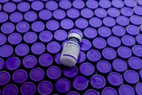 Etienne consideró "alentador" que 26 de los 51 países y territorios de las Américas ya tengan el 40 % o más de su población inmunizada contra el nuevo coronavirus. Foto: AFP.