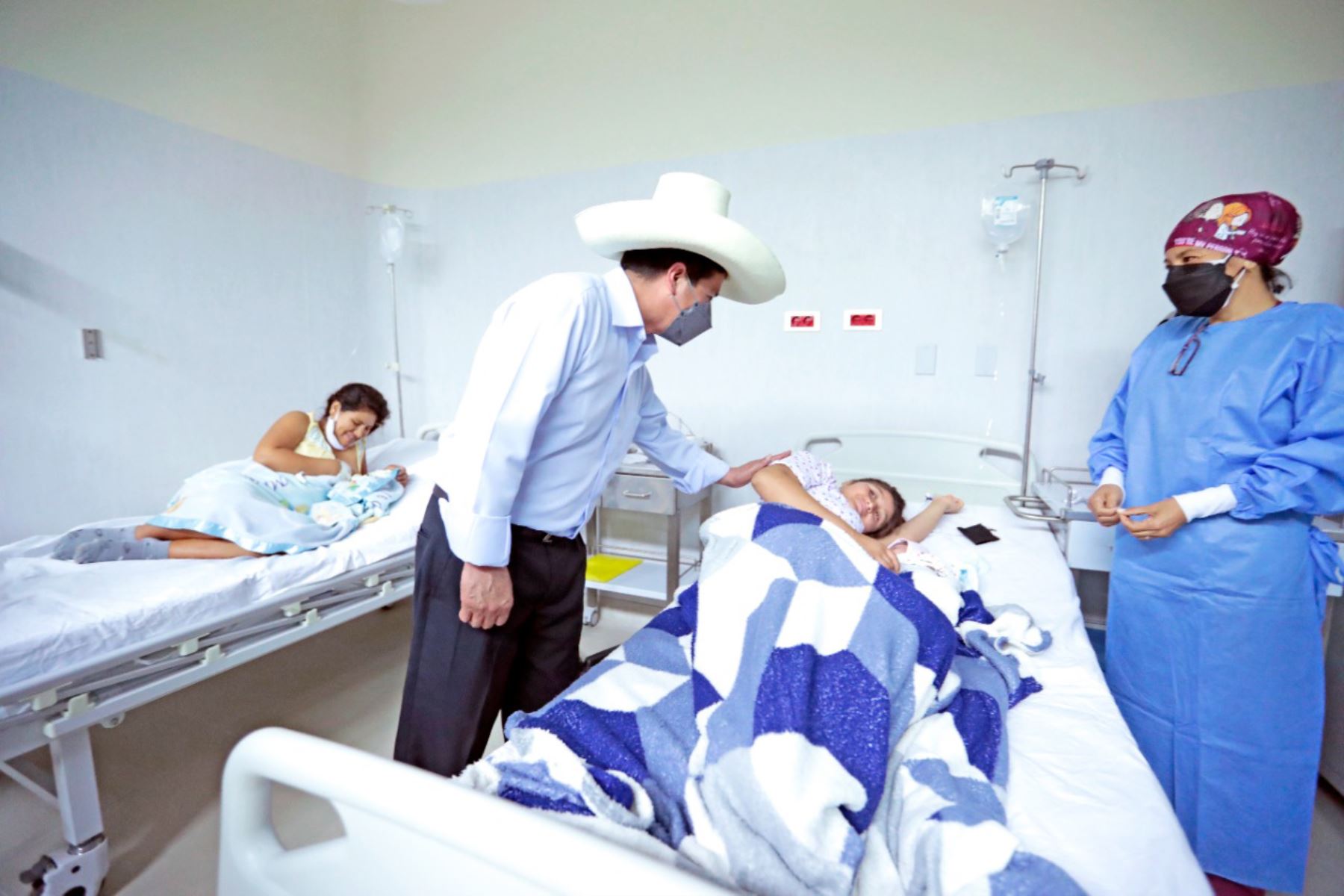 El presidente Pedro Castillo supervisa servicio de atención del Hospital de Picota. Foto: ANDINA/ Prensa Presidencia