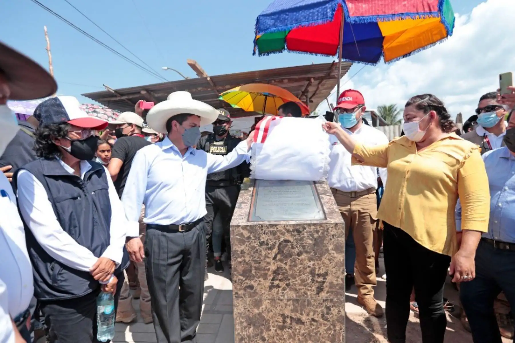 Jefe de Estado, Pedro Castillo, acompañado por los titulares del MTC, Vivienda y Midagri, participa en la inauguración de la infraestructura vial urbana en la localidad de Caspizapa, región San Martín. Foto: ANDINA/Prensa Presidencia