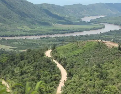 Gobierno impulsará el asfaltado de camino vecinal y construcción de puente en distrito de Sauce, región San Martín, para impulsar el desarrollo de este importante destino turístico. Foto: ANDINA/Difusión.