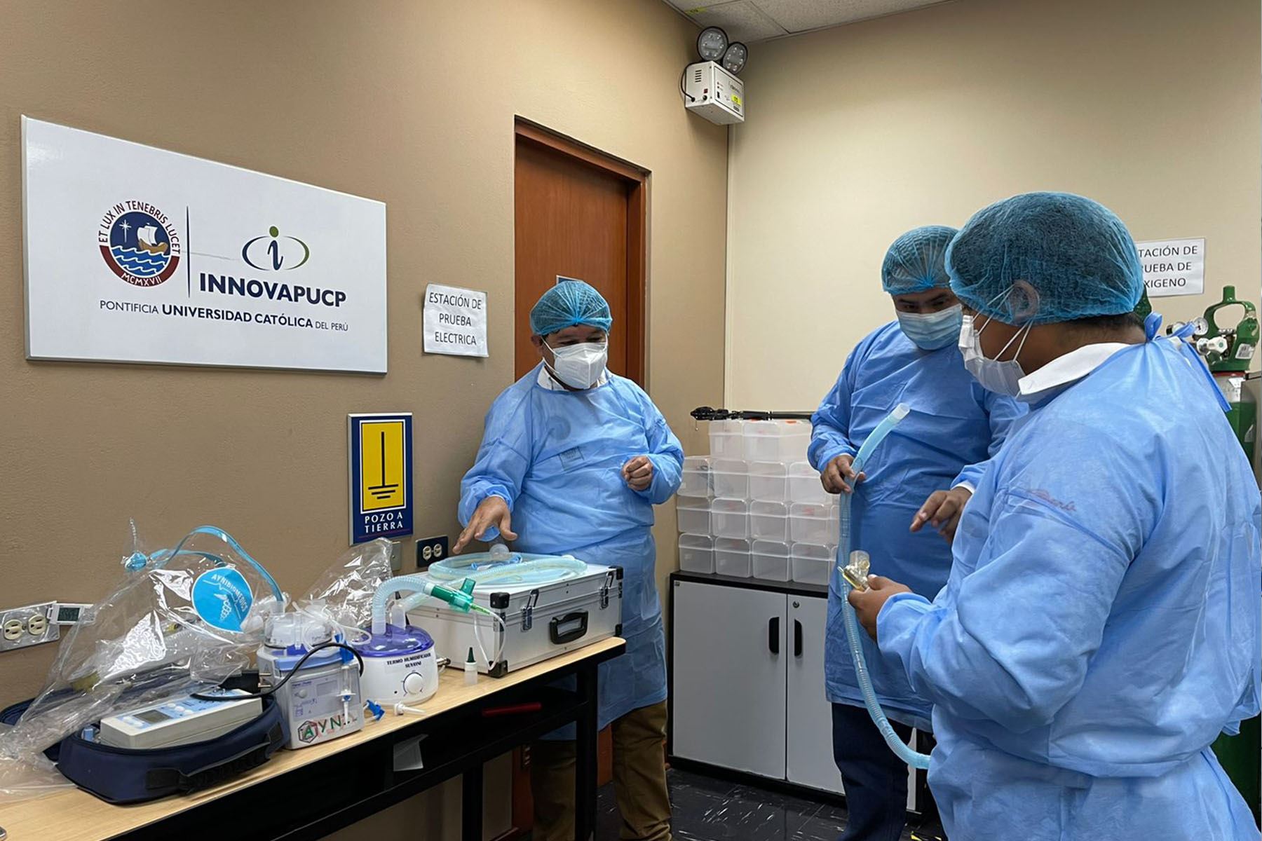 Esta tecnología hecha en Perú contribuirá a que la recuperación del paciente sea más acelerada, beneficiando a pacientes con covid y post covid. (Foto: PUCP)