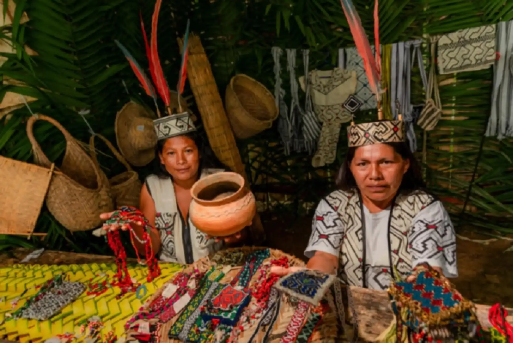 Un total de 14,781 mujeres rurales que desarrollan la agricultura familiar accedieron por primera vez a los servicios financieros a fin de promover el ahorro, acceso a crédito y gestión eficiente de sus recursos financieros para el fortalecimiento de sus cadenas de valor, actividades productivas y asociatividad. Foto: Agro Rural/Midagri.