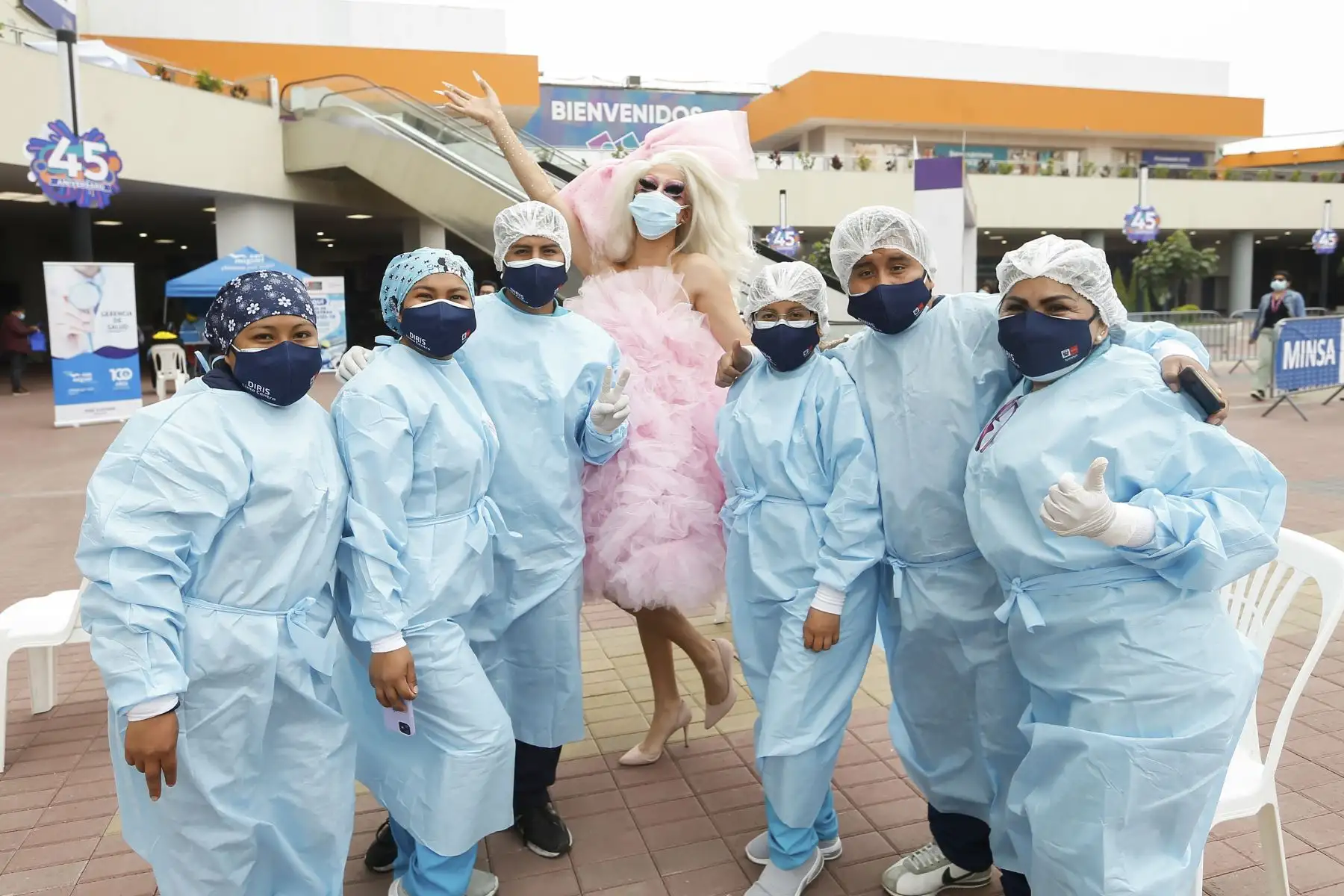 El ministerio de Salud continúa desarrollando la campaña de inmunización contra la covid-19 a través de “Los Juegos del VacunaFest”, en el Centro Comercial Plaza San Miguel. Foto: ANDINA/Minsa