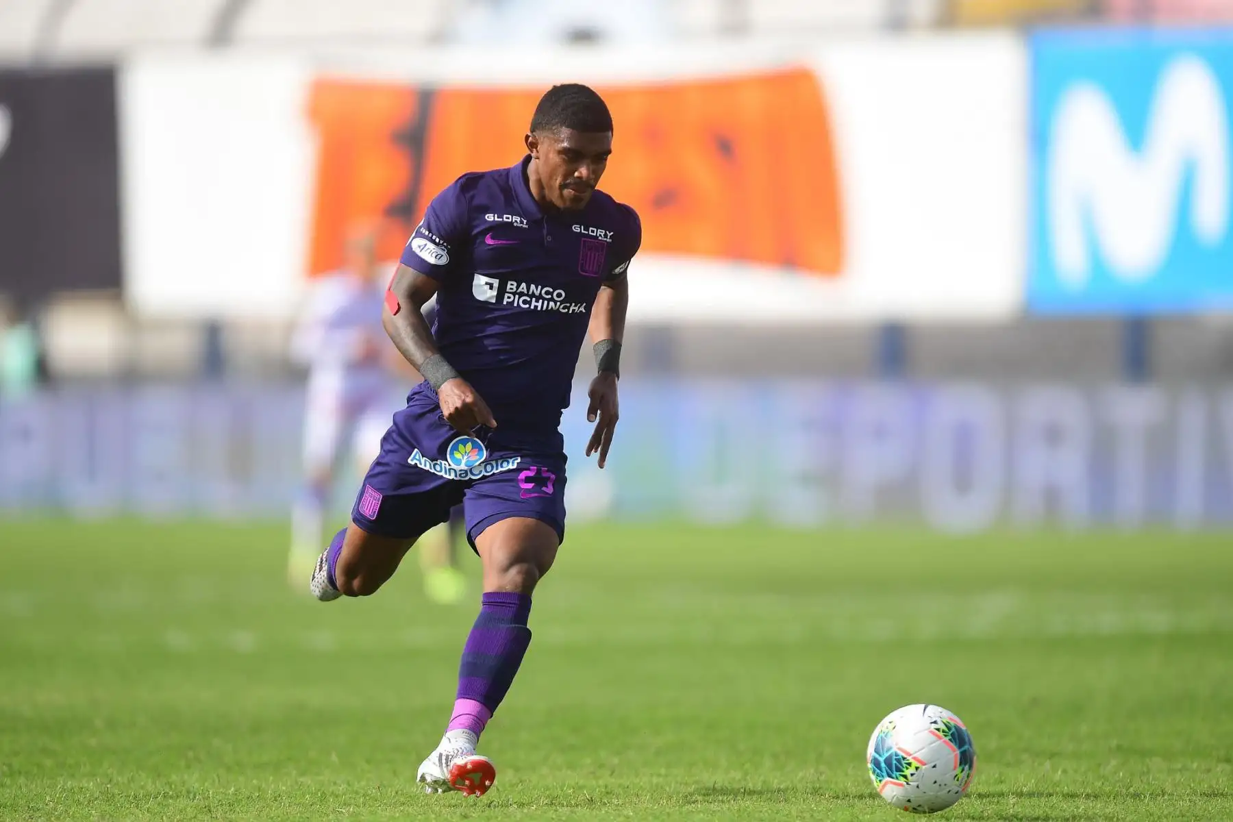 Alianza Lima enfrenta a Carlos Manucci en el estadio Iván Elías Moreno de Villa El Salvador por la fecha 15 de la Liga 1. Foto: FPF