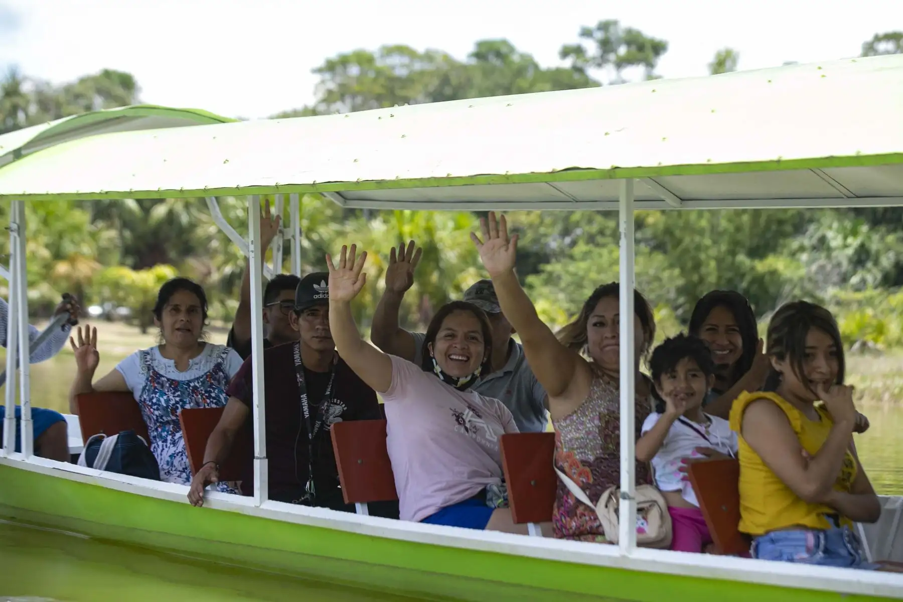Laguna de los Milagros, Boquerón de Padre Abad (región Ucayali). Visita a la caída de Agua Velo de la Novia. Foto: ANDINA/Carla Patiño