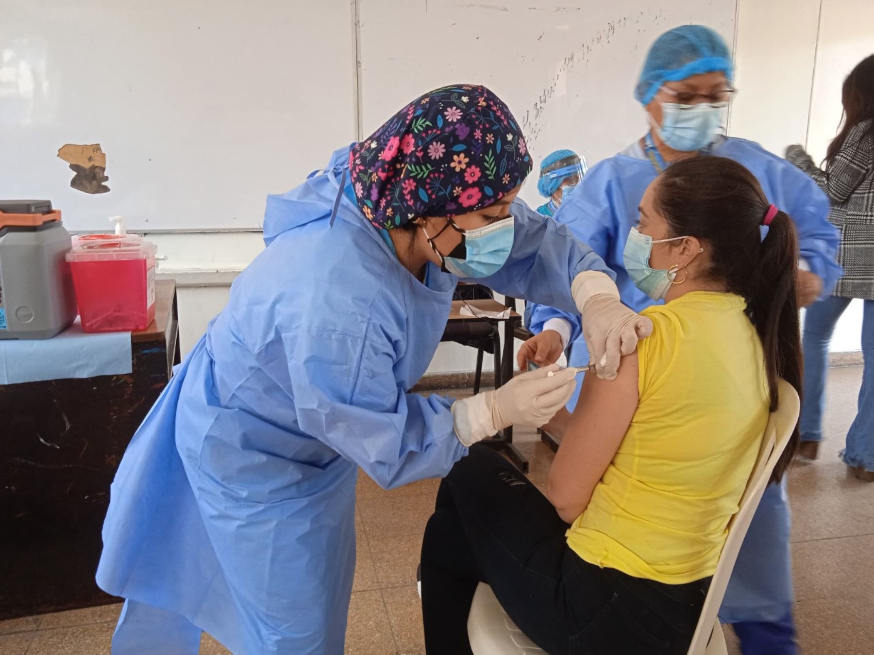 Comando Covid-19 de La Libertad calcula que es necesaria una cobertura de vacunación del 85 % para frenar una eventual tercera ola de la enfermedad en esta región. Foto: ANDINA/difusión.
