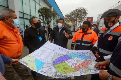 La zona monumental de la ciudad de Trujillo, caracterizada por tener inmuebles que datan de la época Colonial y de inicios de la República, será señalizada para identificar las zonas seguras como medida de prevención ante un posible sismo. Así lo acordó el Consejo de la Municipalidad Provincial ante el pedido del alcalde José Ruiz Vega.