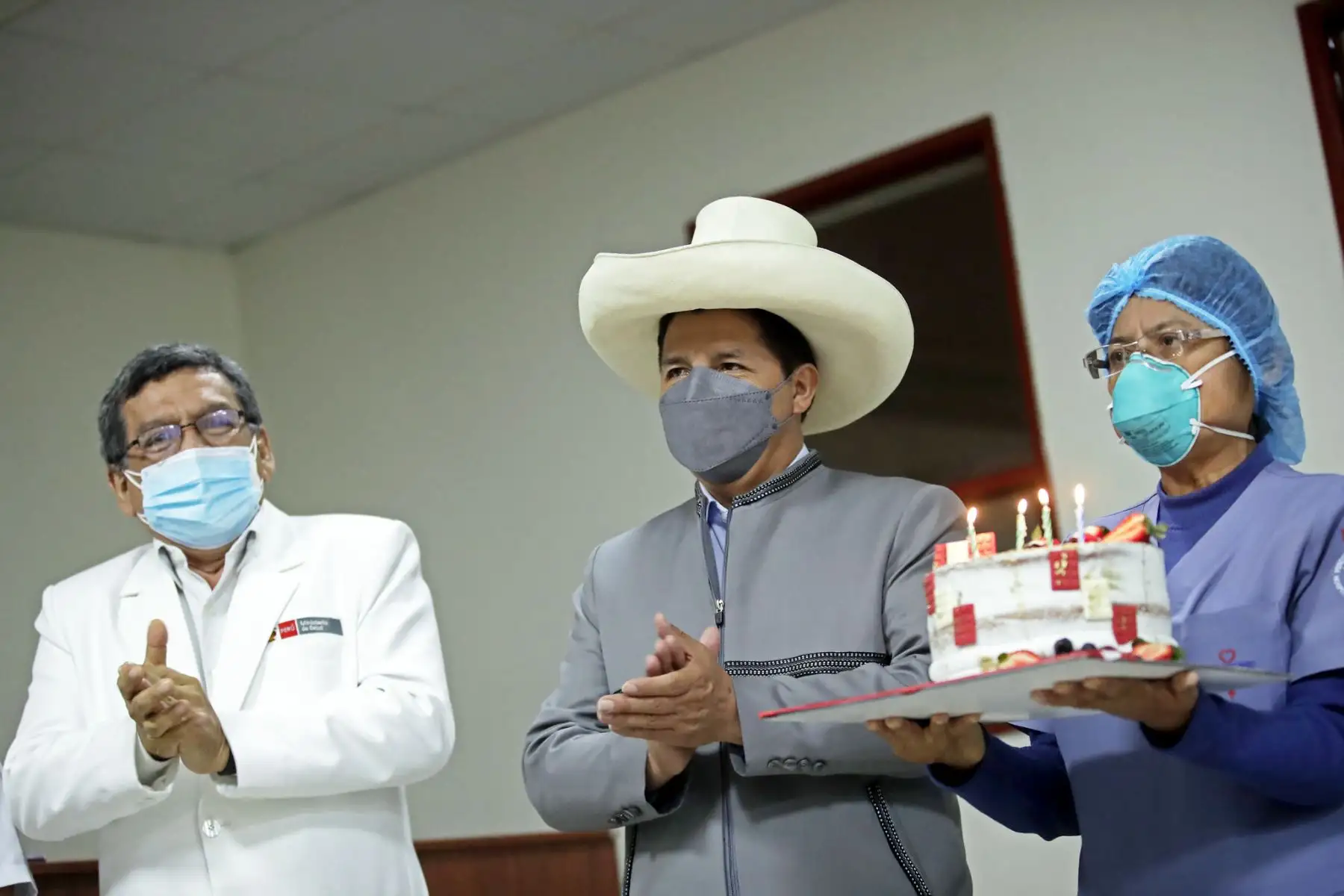 Presidente Pedro Castillo inaugura Centro Oxigenoterapia de alto flujo en el Hospital Loayza. Foto: ANDINA/Prensa Presidencia
