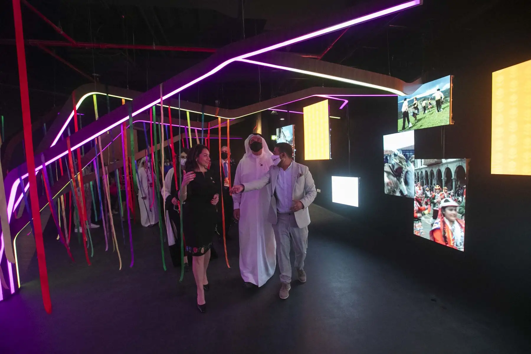 El pabellón de Perú fue inaugurado por la Comisaria General de nuestro país ante la Expo, Amora Carbajal, en presencia de representantes oficiales de distintos pabellones de otros países, y del director internacional de la Expo 2020 Dubái, Adriano Konialidis. Foto: ANDINA/Carla Patiño