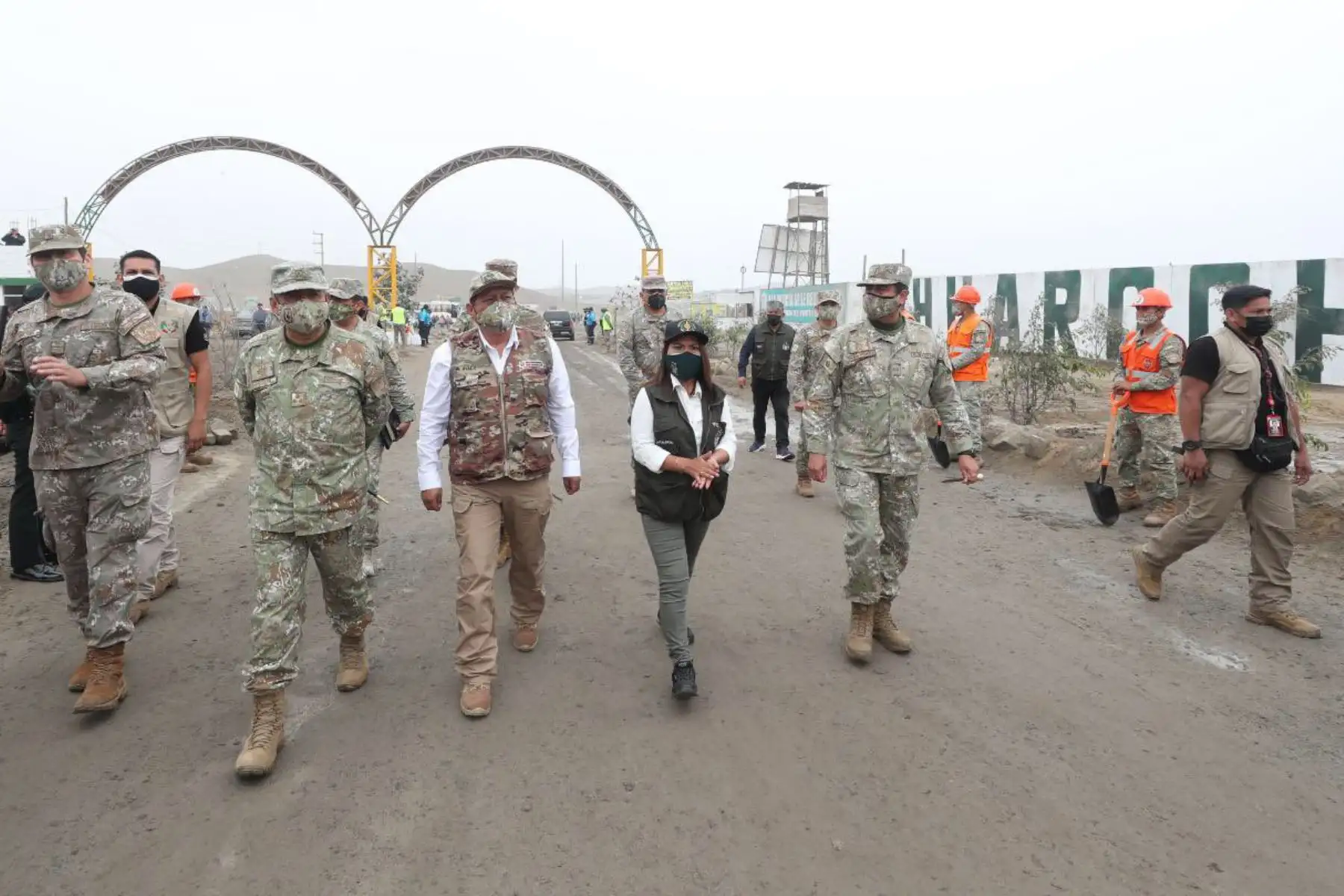 Ministro de Defensa, Walter Ayala, preside el inicio de obras de mejoramiento de las vías carrozables en el distrito de Santo Domingo de Olleros en Huarochirí. Foto: ANDINA/ Mindef