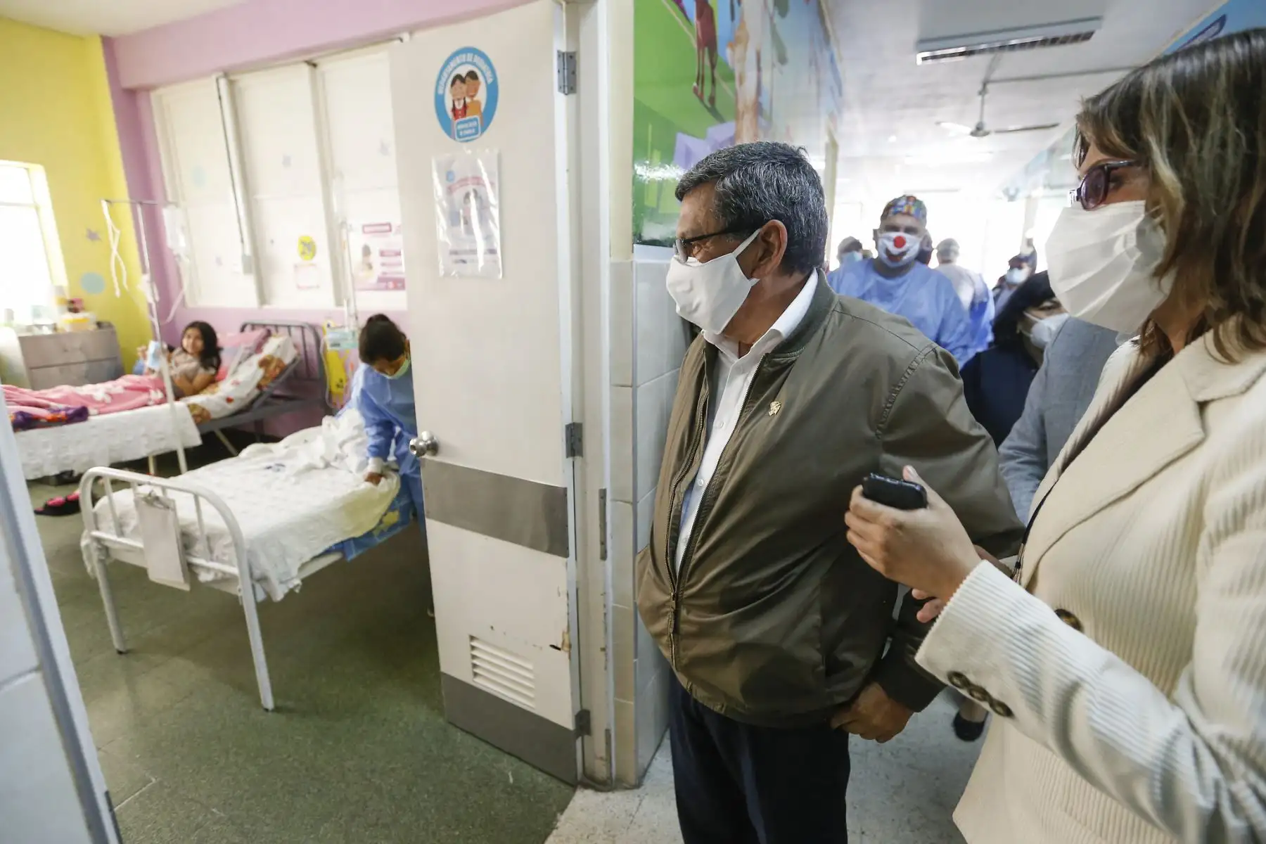 El ministro de Salud, Hernando Cevallos, recorre instalaciones del Hospital Belén en Trujillo. Foto: ANDINA/Minsa