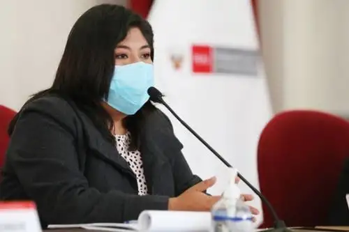 Ministra de Trabajo y Promoción del Empleo, Betssy Chavez. Foto: Cortesía