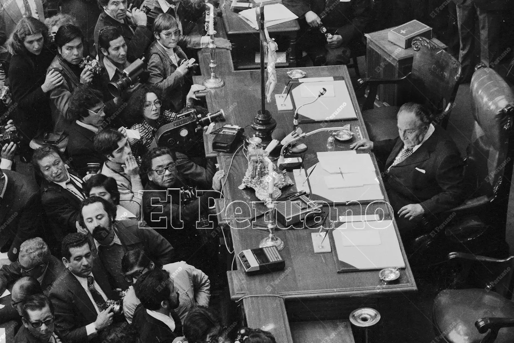 Lima - 18 de julio 1978 / Víctor Raul Haya de la Torre líder y fundador del Apra presidiendo la Junta Preparatoria de la Asamblea Constituyente en el hemiciclo de la Cámara de Diputados del Congreso. 
 Foto: ANDINA/archivo