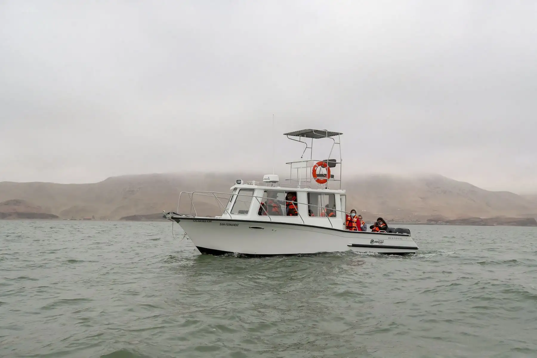 Dos modernas embarcaciones adquiridas por el Ministerio del Ambiente (Minam), fortalecerán las acciones de protección y conservación de áreas naturales marino costeras. Estas fueron presentadas por el titular del Minam, Rubén Ramírez, en el puerto del Callao. Foto: ANDINA/Minam