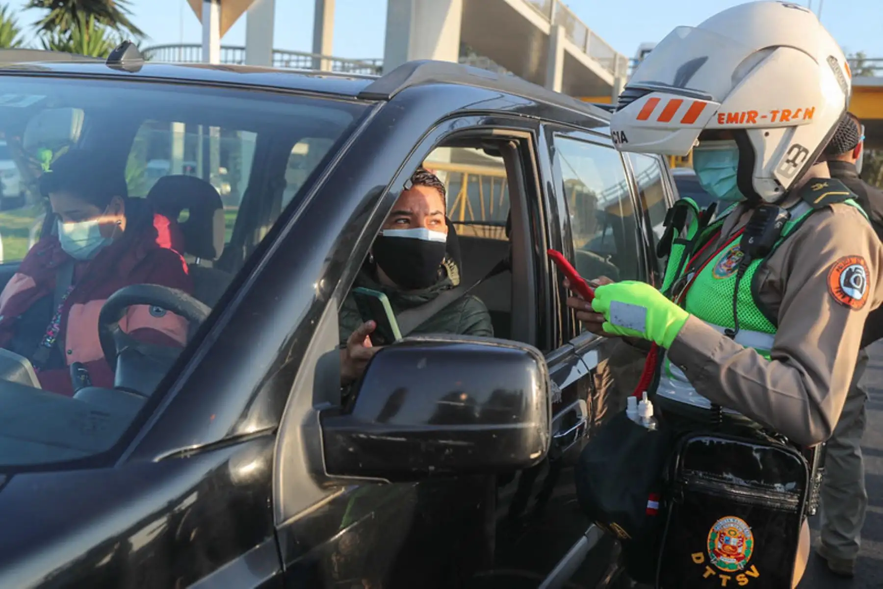 Infracción por no mostrar licencia de conducir a la autoridad no se aplica a conductores con brevetes electrónicos. Foto: ANDINA/Difusión