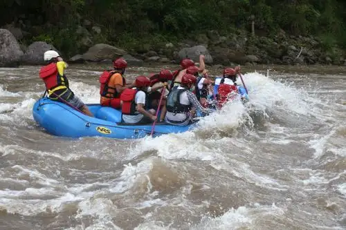 El canotaje, es parte de las actividades del turismo de aventura en el Perú. ANDINA/Vidal Tarqui