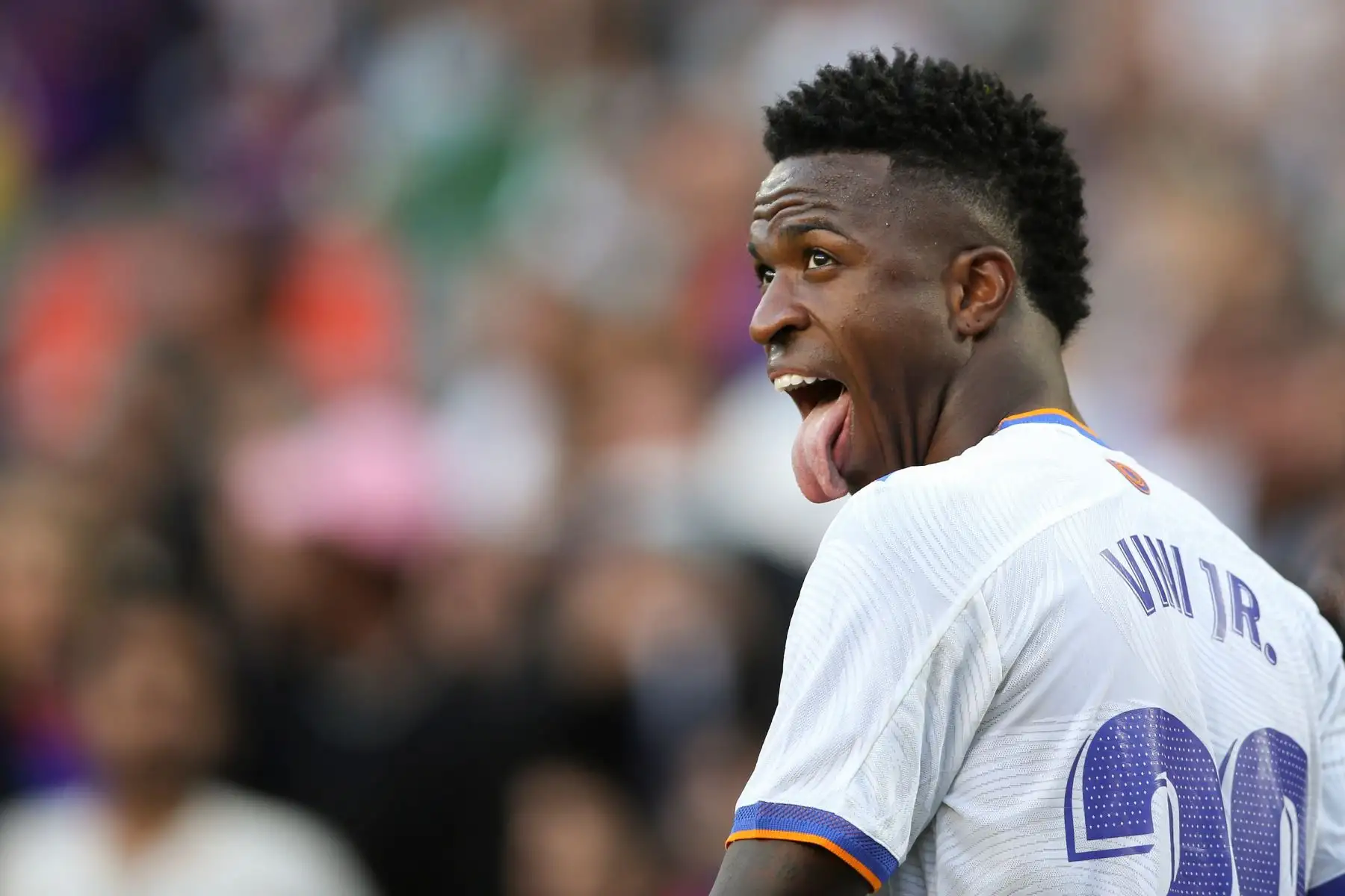 El delantero brasileño del Real Madrid Vinicius JR reacciona durante el partido de la décima jornada de LaLiga. Foto: EFE