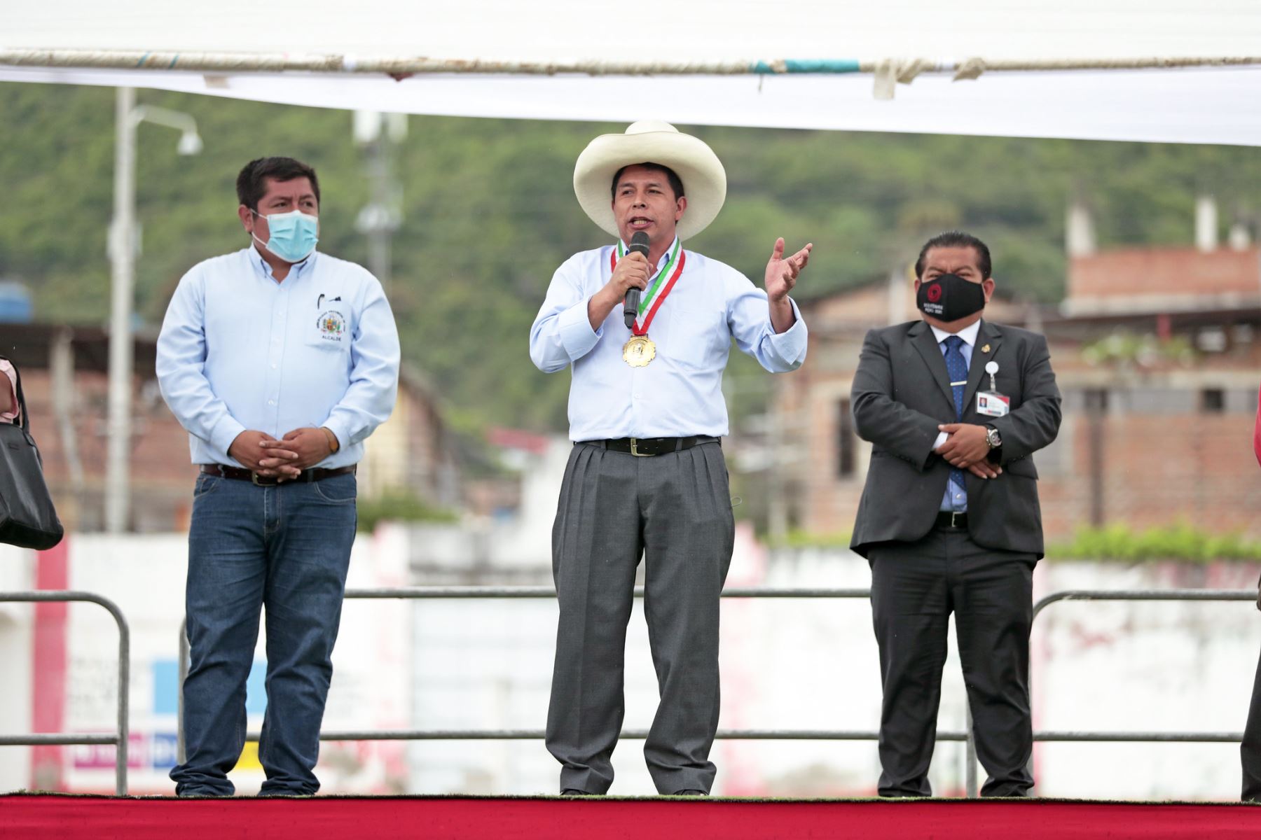 Jefe de Estado, Pedro Castillo, sostuvo encuentro con autoridades locales, representantes de organizaciones sociales y población en la ciudad de Jaén, región Cajamarca. Foto: ANDINA/Prensa Presidencia