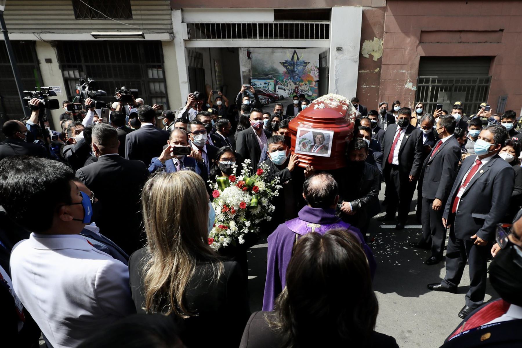 Ceremonia de honras fúnebres al parlamentario de Perú Libre, Fernando Herrera Mamani, realizado por el Congreso de la República. Foto: ANDINA/ Congreso