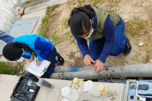 Se evaluaron los puntos de salida de las plantas de tratamiento de agua en Chen Chen y Yunguyo; reservorios R1 y R13, y los sectores de distribución 3, 6 y 12 de la EPS Moquegua. Foto: ANDINA/difusión.