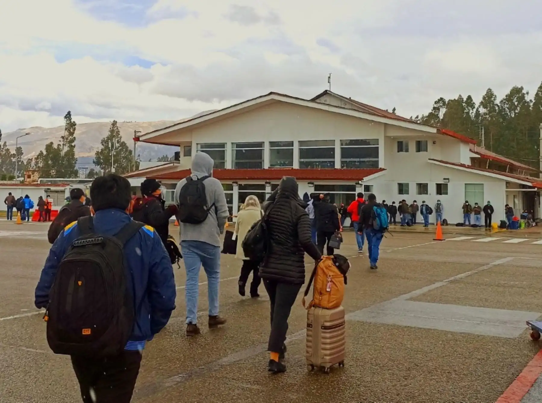 Mañana se firmará el contrato para la elaboración del expediente técnico para la ampliación del aeropuerto de Cajamarca, informó el MTC.