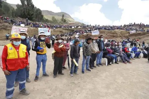 Gracias al diálogo, la jornada de trabajo entre las comunidades de Cotabambas y la delegación del Ejecutivo finalizó de manera exitosa. Foto: ANDINA/Difusión