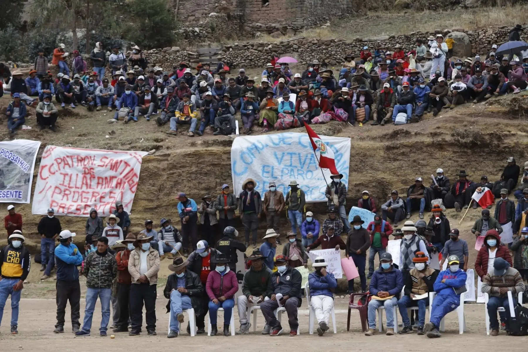 Delegación del Ejecutivo liderada por la titular de la PCM, Mirtha Vásques y comunidades de Cotabambas y distrito Progreso, acordaron encaminar el proceso de diálogo que permitió el levantamiento de las medidas de fuerza desde hoy en la zona. Foto: PCM