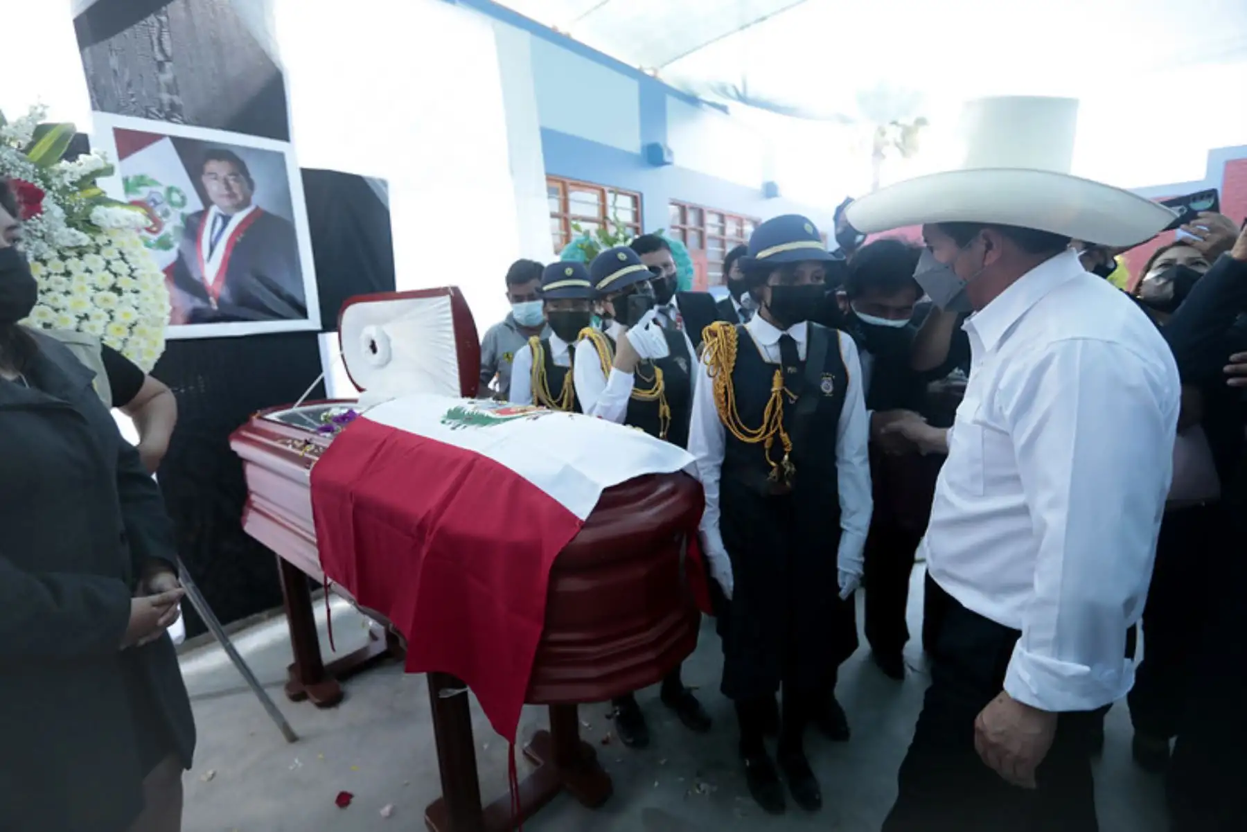 Presidente de la República, Pedro Castillo, viajó a la región Tacna para asistir al velorio del congresista Fernando Herrera. Foto: ANDINA/Prensa Presidencia