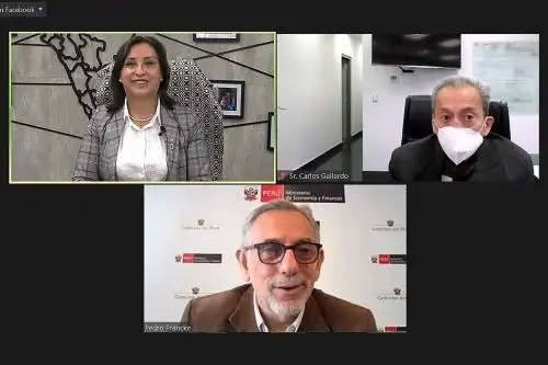 Ministros Dina Boluarte (Midis), Pedro Francke (MEF) y Carlos Gallardo (Educación), en la clausura virtual de la Semana de la Inclusión Social.