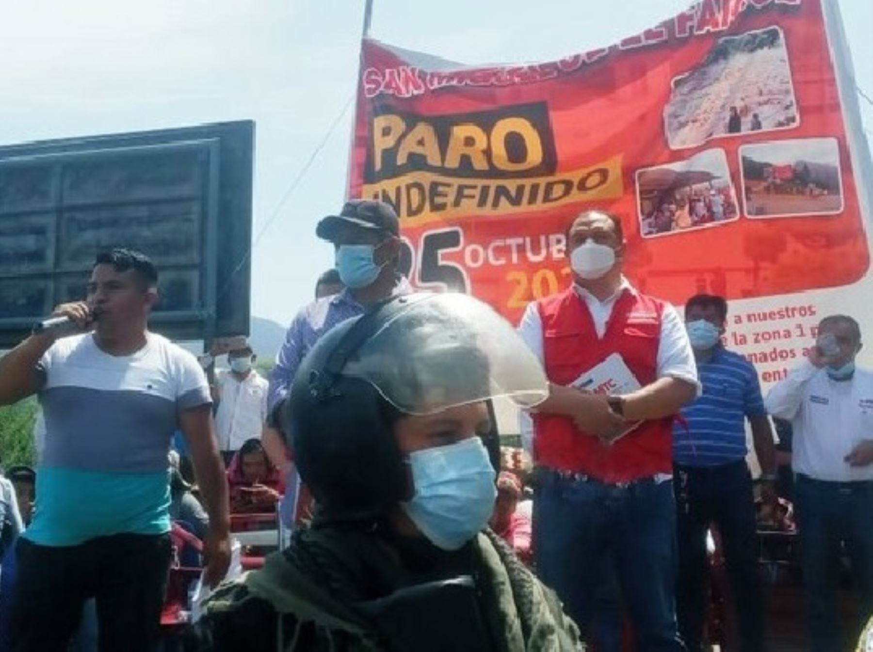 Piura: pobladores de distrito El Faique levantan paro tras llegar a un acuerdo con el MTC
