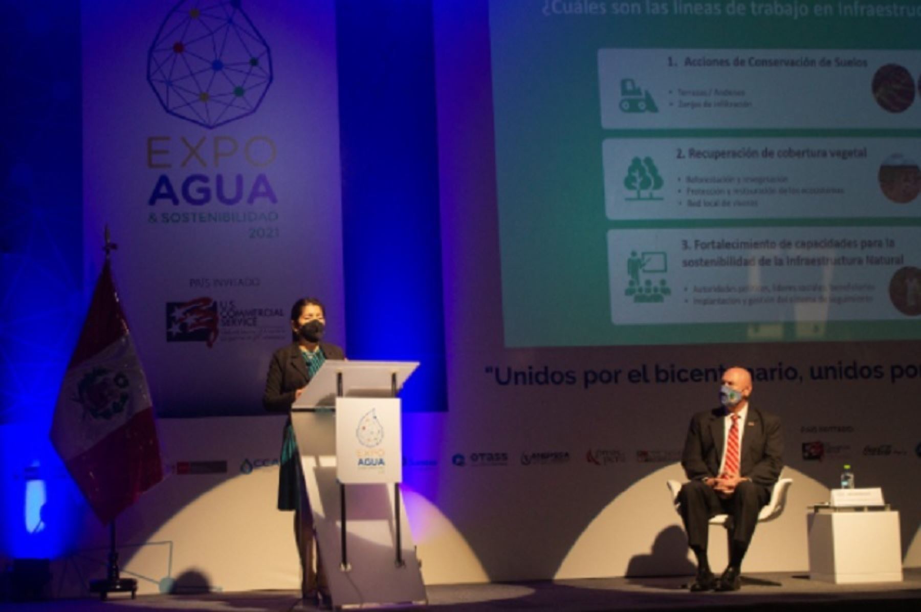 La directora ejecutiva de la Autoridad para la Reconstrucción con Cambios, Amalia Moreno, durante su presentación en la séptima edición de “Expo Agua & Sostenibilidad 2021”