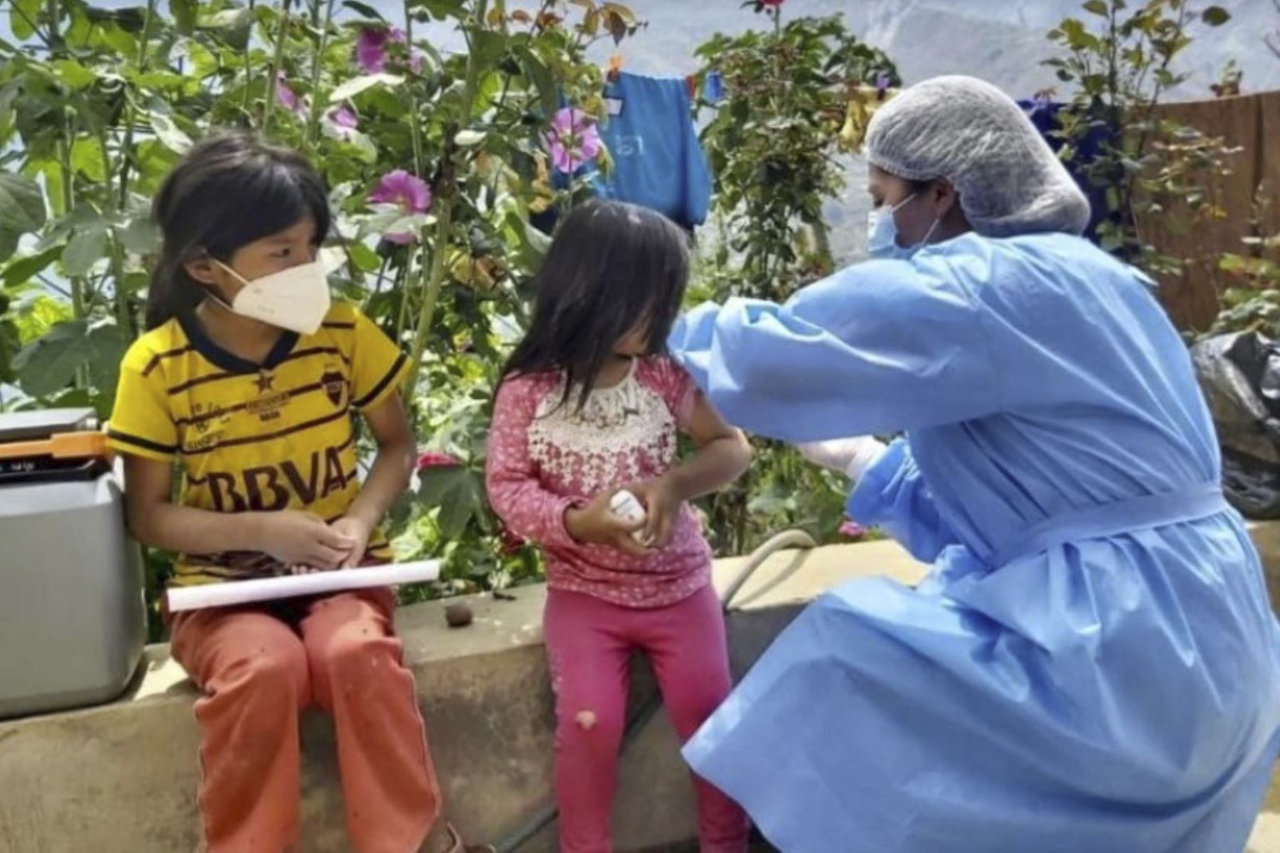 Autoridades de salud de Puno impulsan "Festival de la vacunación" dirigido a niños y adultos de la provincia de Sandia.