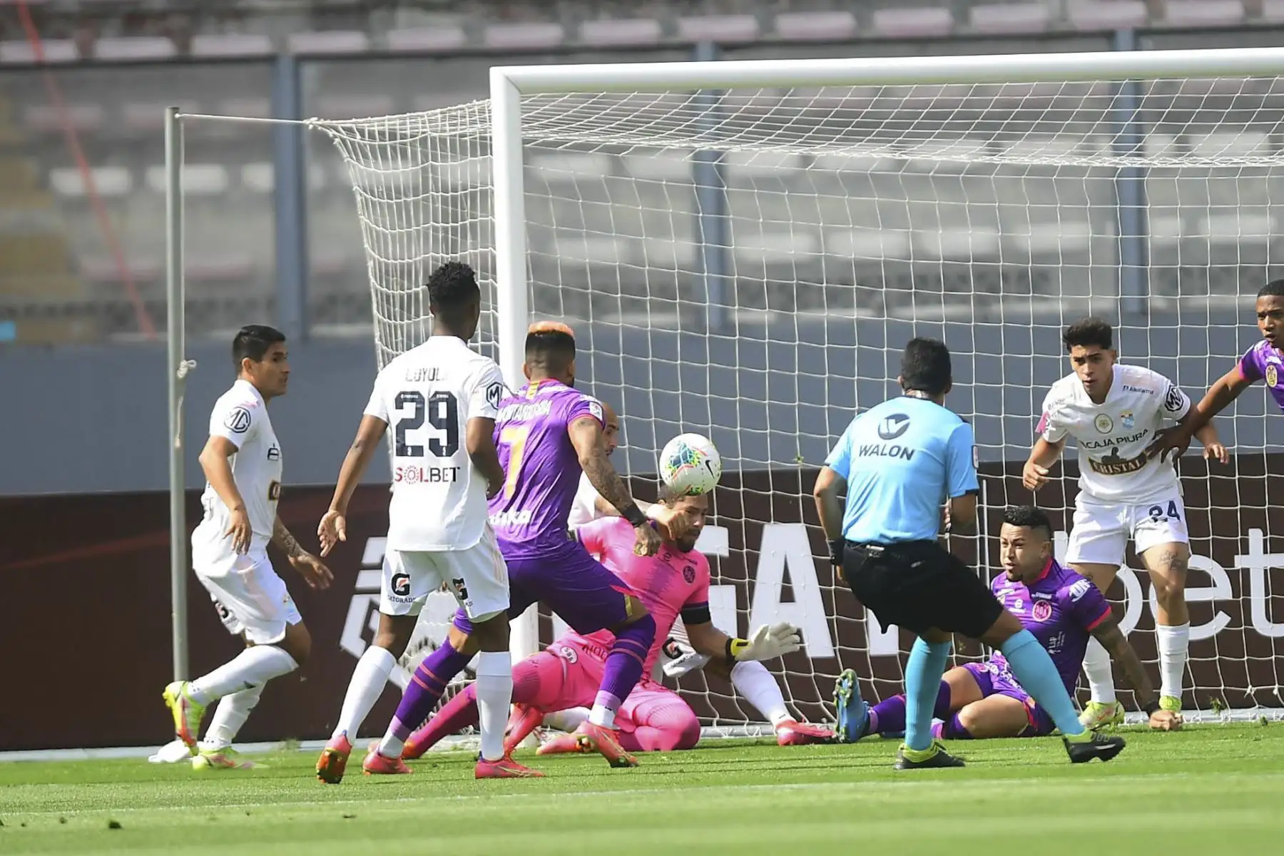 Sporting Cristal y Sport Boys se enfrentan por la última fecha de la Liga 1. Foto: FPF