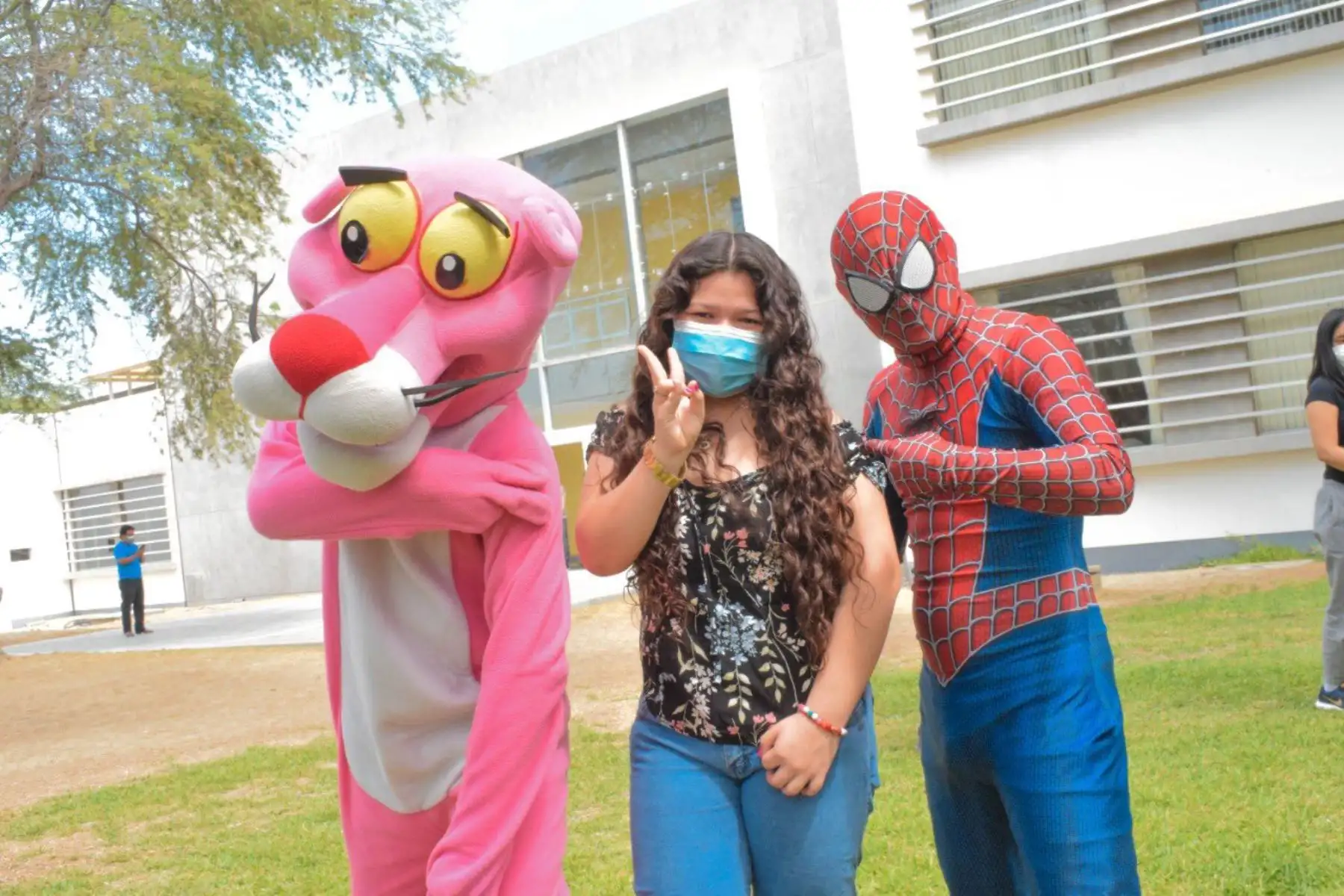 ¡Así se vive el Vacunafest en Piura! Menores desde los 15 a 17 años siguen llegando para poder vacunarse contra la covid-19. Foto: Minsa