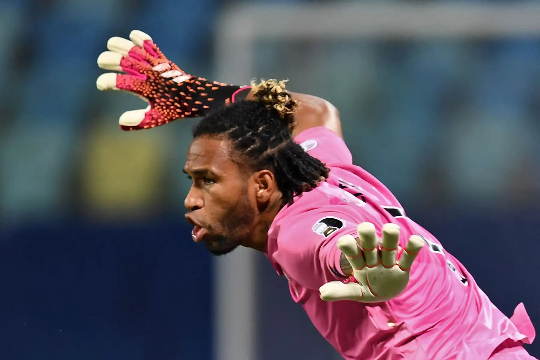 Pedro Gallese se encuentra en la lista de nominados a mejor arquero del mundo rodeado de estrellas de talla mundial como Gianluigi Donnarumma del PSG y Thibaut Courtois del Real Madrid. Foto: AFP