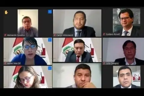 Reunión de coordinación entre autoridades del Ministerio de Salud y la Defensoría del Pueblo.