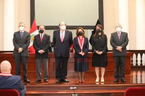 Juramentación de nuevos directores del BCR.
