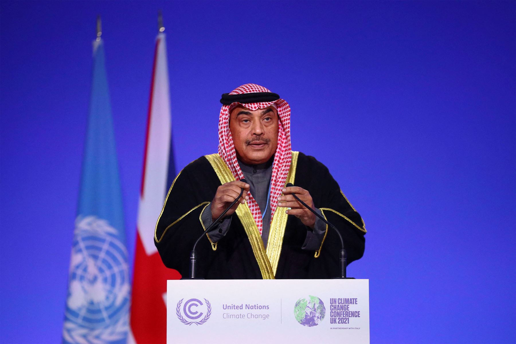 El primer ministro de Kuwait, Sheikh Sabah al-Khalid al-Sabah, hace una declaración nacional en el segundo día de la Cumbre del Clima de la ONU COP26 en Glasgow .
Foto: AFP