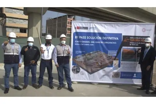 El presidente del directorio de Sedapal, Francisco Dumler informó que La solución definitiva tiene un nuevo diseño constructivo y está alejado de las zapatas del tren eléctrico. ANDINA/ Sedapal
